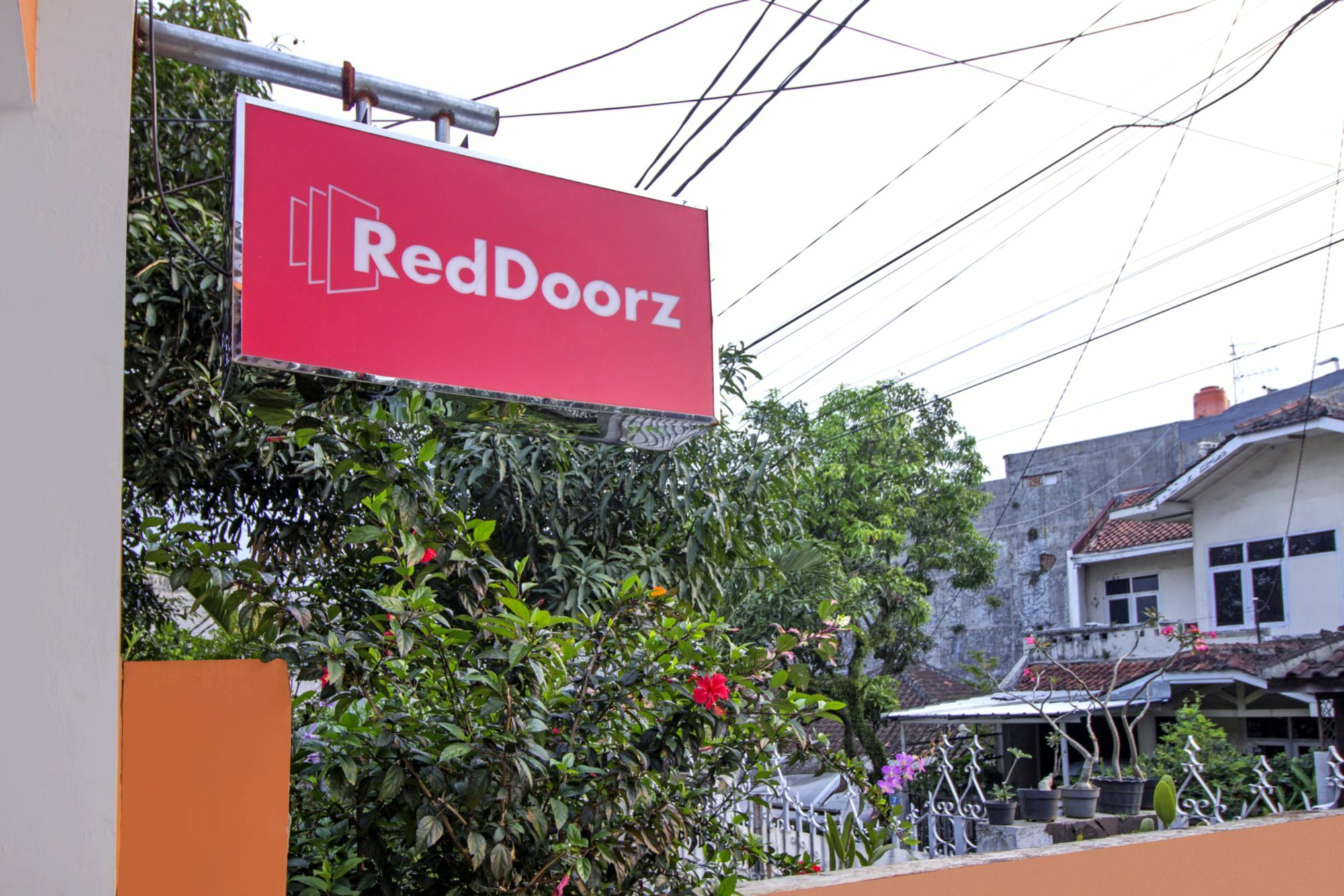 Reddoorz Syariah Near Btc Fashion Mall Ξενοδοχείο Μπαντούνγκ Εξωτερικό φωτογραφία