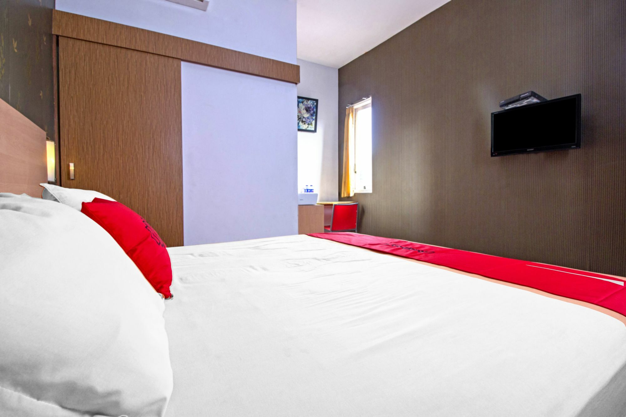 Reddoorz Syariah Near Btc Fashion Mall Μπαντούνγκ Εξωτερικό φωτογραφία